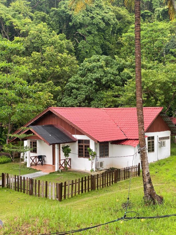 Empire Hotels & Resorts Kampong Pasir Hantu Eksteriør bilde